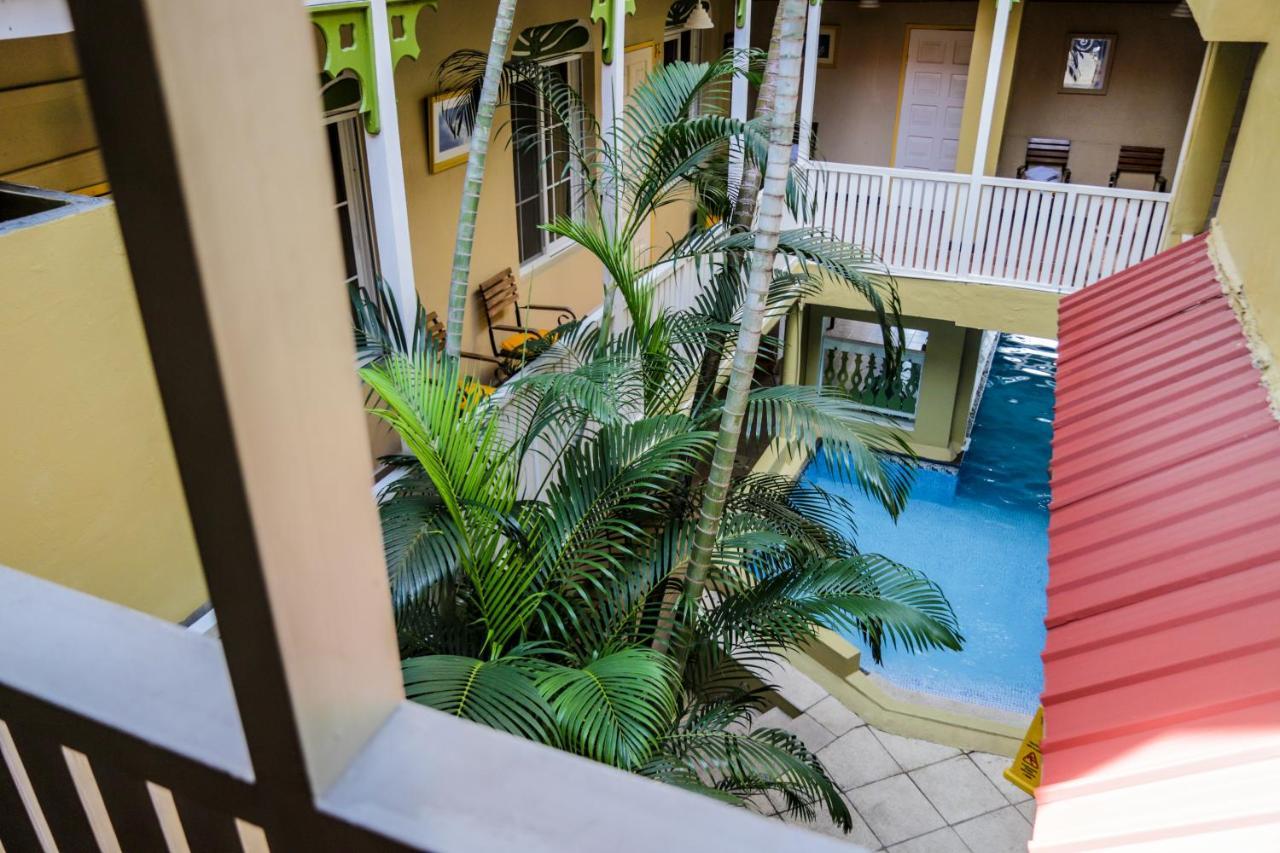 Hotel Peten Express Flores Exteriör bild